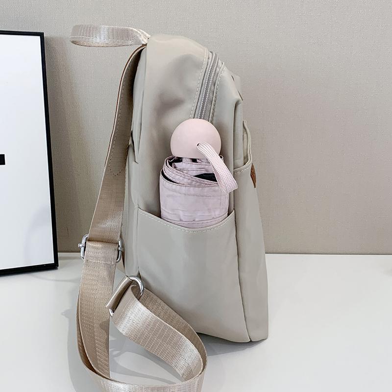 Large Capacity Backpack Women's Lightweight Commuter Travel Backpack Student Schoolbag