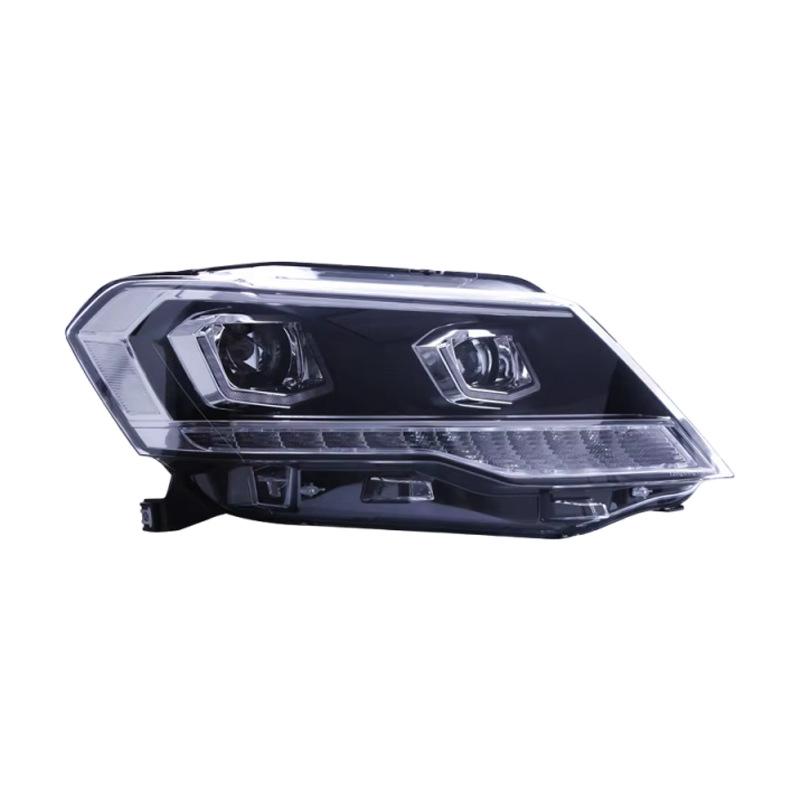 Светодиодные линзованные фары Volkswagen Jetta 17-19 с ДХО и динамическими поворотниками.