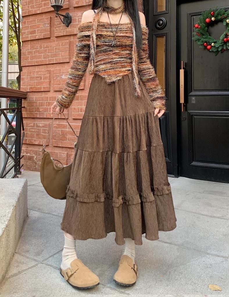 Юбка миди с высокой талией, плиссированная, с оборкой по подолу, на осень/зиму 2025