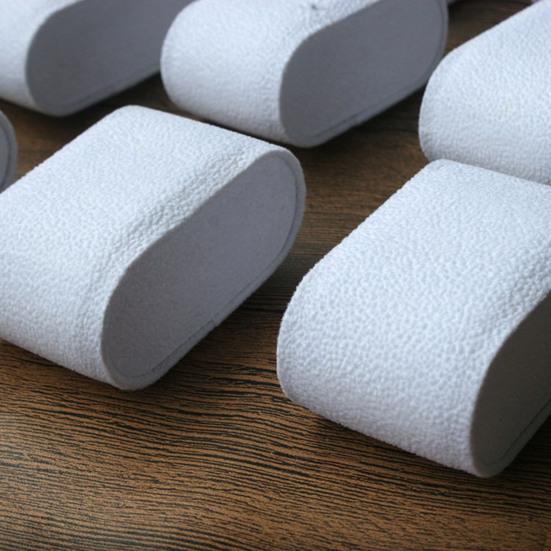 Подушка для демонстрации часов Мягкая ткань Полностью набитая Витрина для ювелирного магазина Держатель для демонстрации браслетов Товары для ювелирного магазина