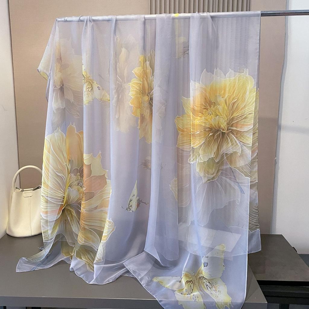 180*135cm Summer Chiffon Silk Scarf Women Outdoor Sunscreen Shawl Soft Bandanna Fashion Luxury Brand Shawl Head Long Hijab Wrap