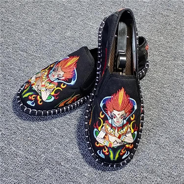 Embroidery Loafers Men Breathable Slip On Cloth Shoes  Lightweight Flat Shoes Men Leisure Sneaker