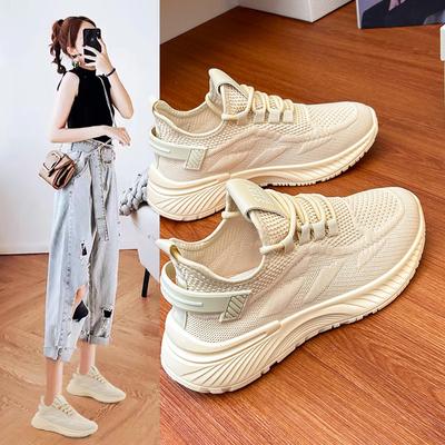 Роскошные 2024 Новые Дышащие Спортивные и Повседневные Туфли на Мягкой Подошве для Женской Моды Универсальные Сетчатые Студенческие Кроссовки для Бега