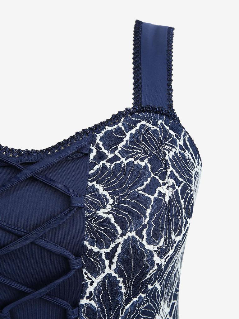 Rosegal Плюс Сайз Платье-майка с панелью на шнуровке, цветочной вышивкой, кружевной отделкой и ажурным подолом