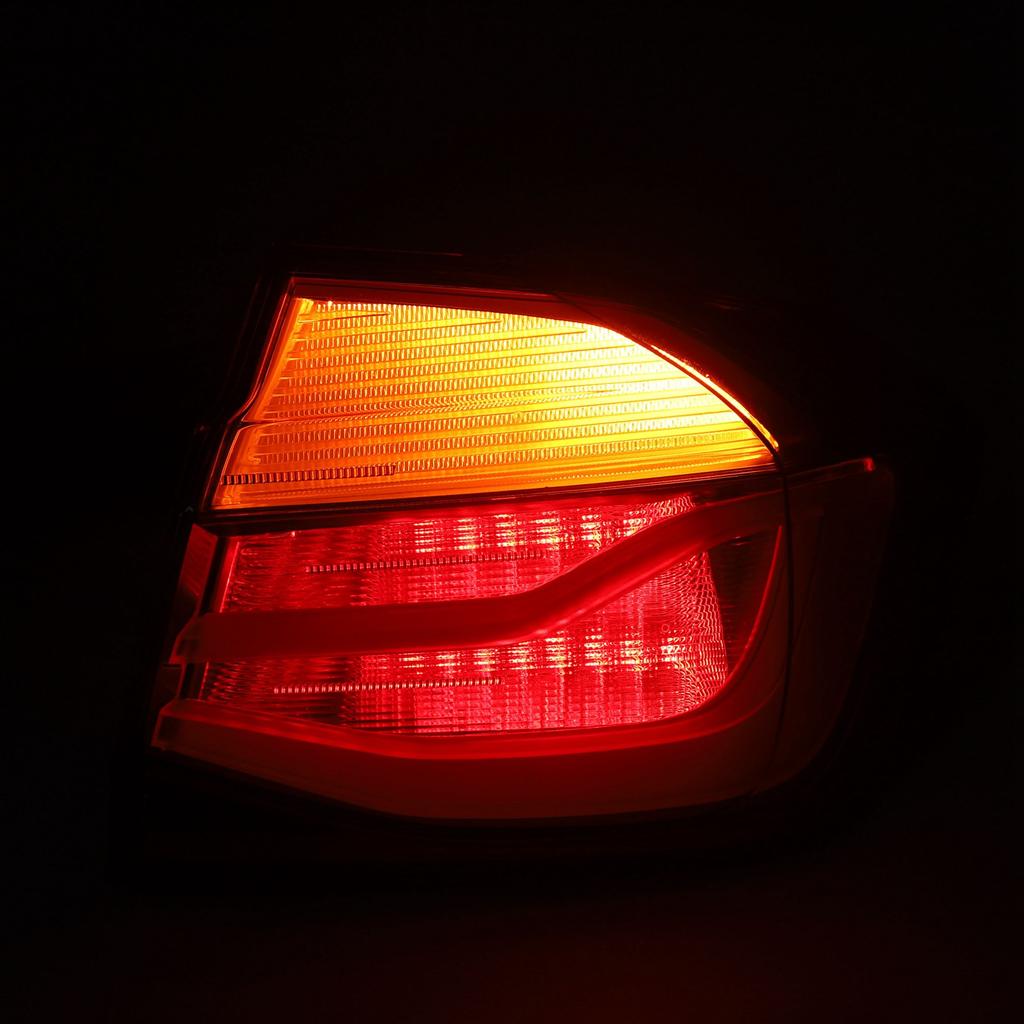 Rear Outer Brake Stop Lamp Rear Outer Brake Stop Lamp Fade Proof Stylish Look Tail Light for 3 Series F30 F31 F80 2015 To 2019