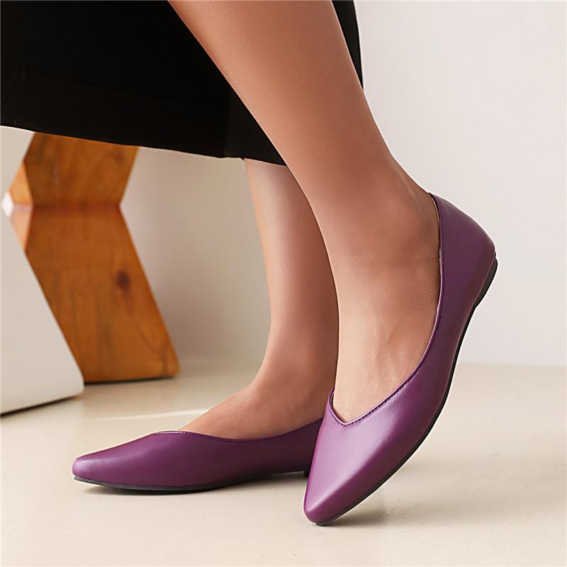 Women's Flat-soled Single Shoes Spring and Summer Pointed Shallow Mouth Large Size Casual Low-top Shoes