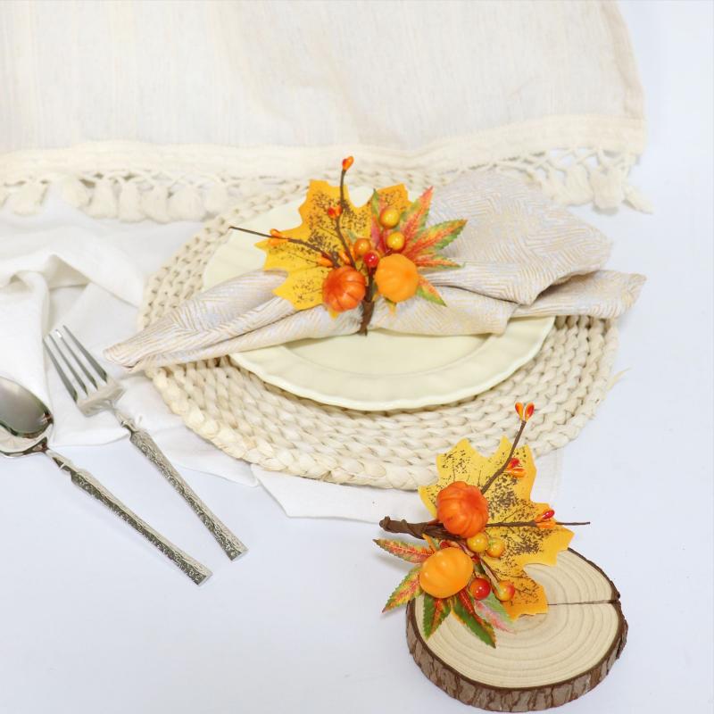 Набор двойных колец для салфеток с тыквами и кленовыми листьями, осенний декор для стола на День благодарения, с искусственным венком для званого ужина на Хэллоуин