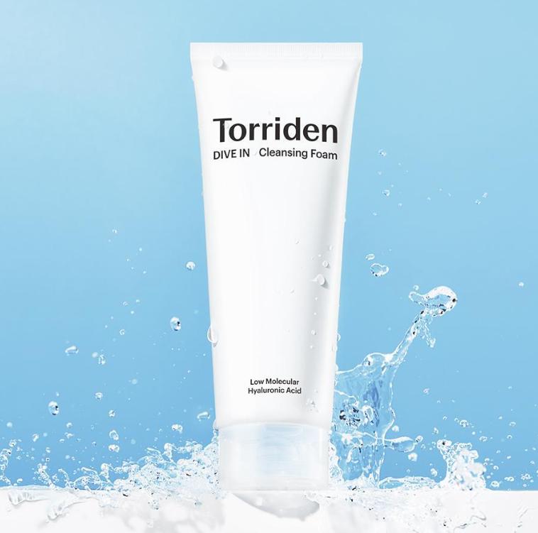 TORRIDEN Очищающая пенка с низкомолекулярной гиалуроновой кислотой Dive-In 150 мл