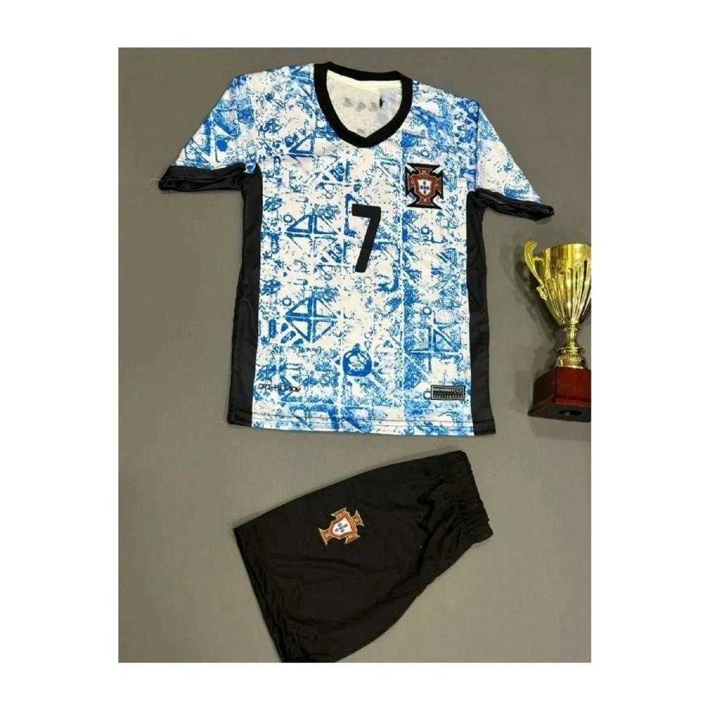 C.r.i.s.t.i.a.n.o Ronaldo Portekiz 2024/25 Away Children's Shirt 4 -set Set 2640
