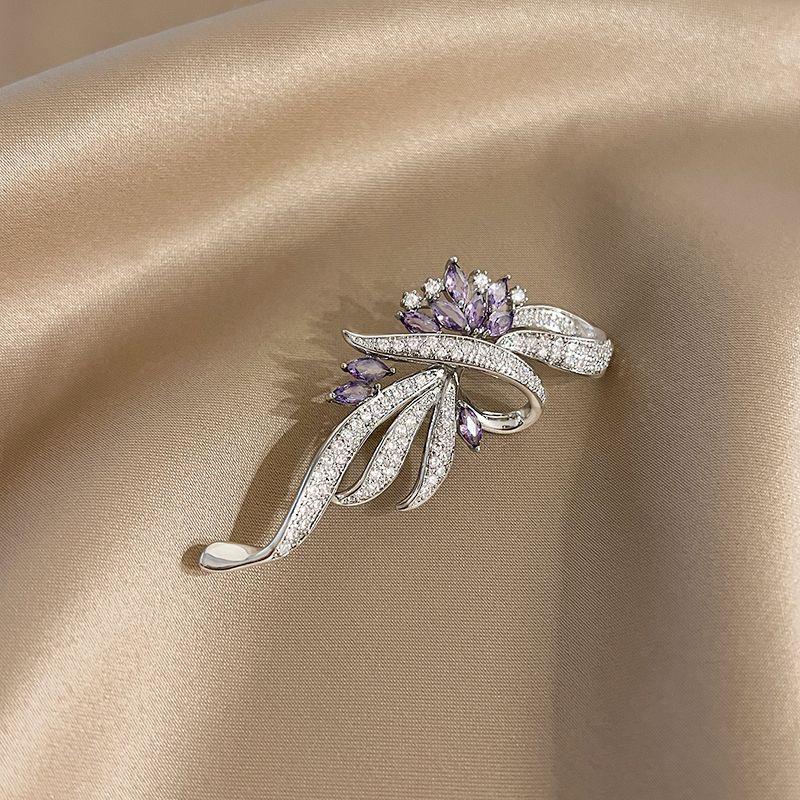Violet Brooch Versatile Suit Dress with High-End Niche Design