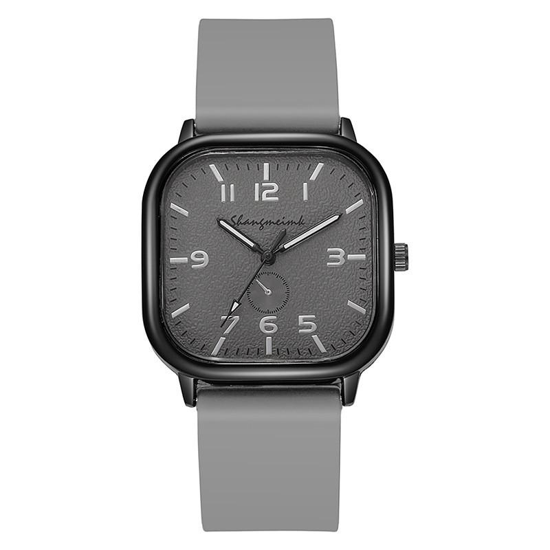 Men Fashion Square Shape Watch With Alloy Case And Silicone Band For Daily Wear