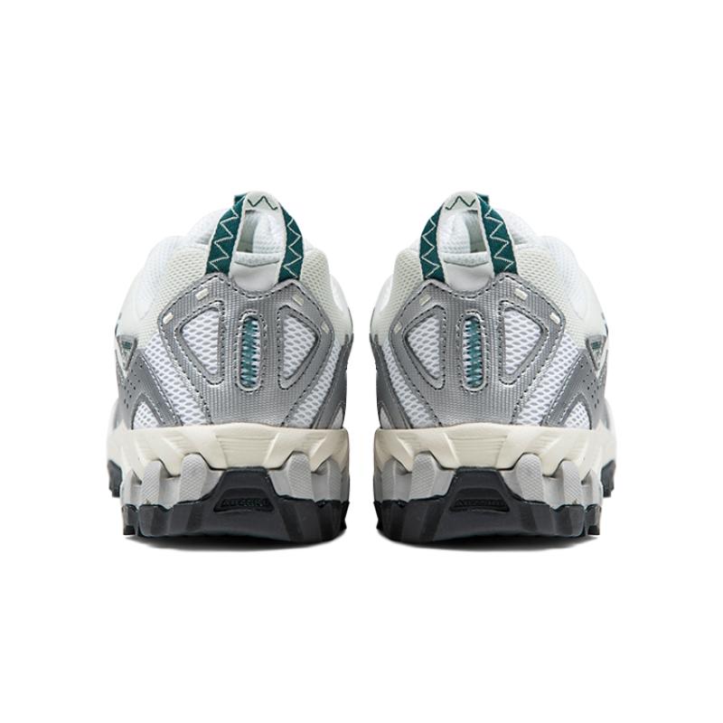 New Balance 610 Серебристые Металлик Зеленые Кроссовки ML610TAE