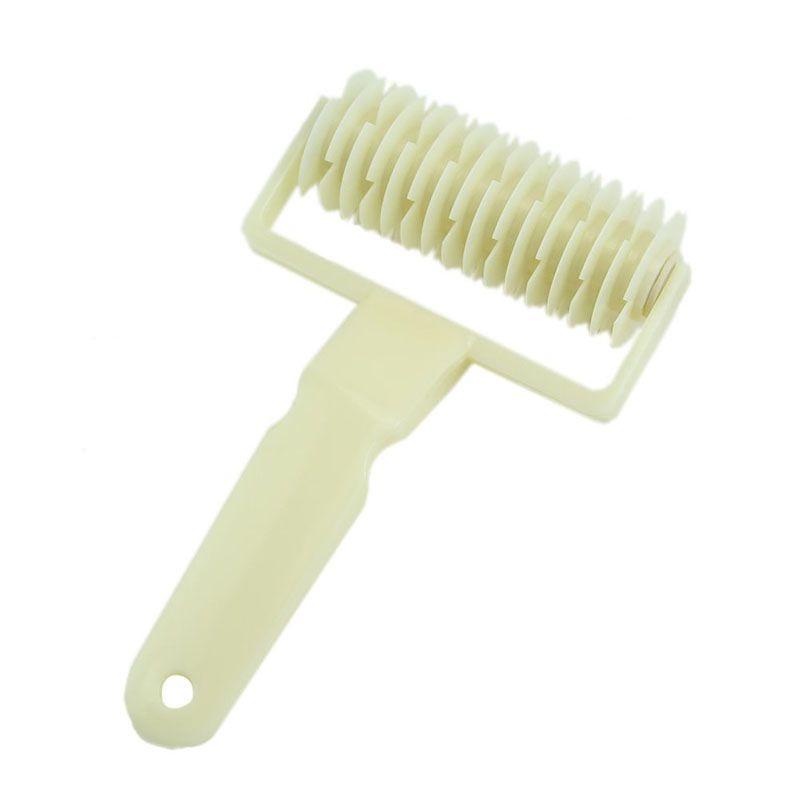 Timeless Design Rolling Lattice Roller Pie Pastry Cutter For Versatile Kitchen Use