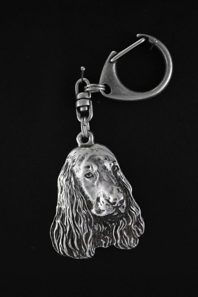 Английский кокер-спаниель I - посеребренный брелок с собакой в подарочной коробке, украшение на сумочку, подвеска на рюкзак от бренда Art-Dog