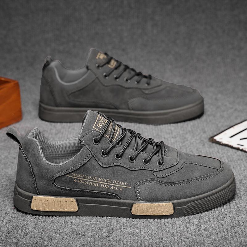 Весенне-осенние мужские замшевые повседневные спортивные туфли дышащие нескользящие на плоской подошве студенческие больших размеров вулканизированные мужские туфли