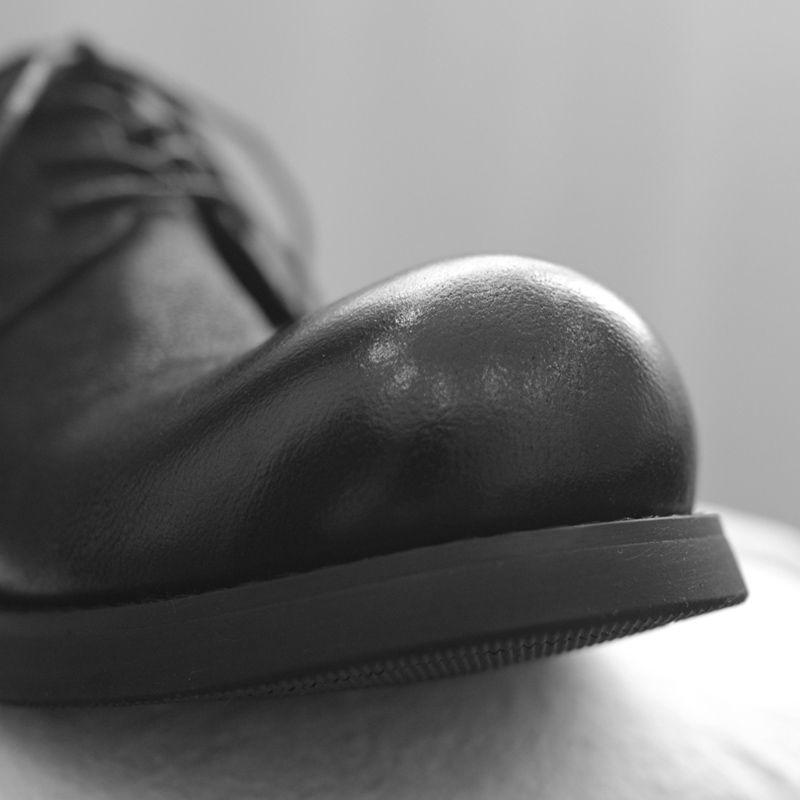 Модная ретро обувь на толстой подошве с большим пальцем, оригинальный дизайн, повседневная обувь для мужчин, модная роскошная дизайнерская модель, кожаная обувь на шнуровке