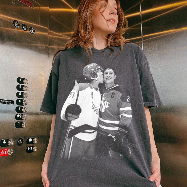 Vintage Hockey Heated Rivalry Ilyza Rozanov Tshirt Shane Hollander Tshirt