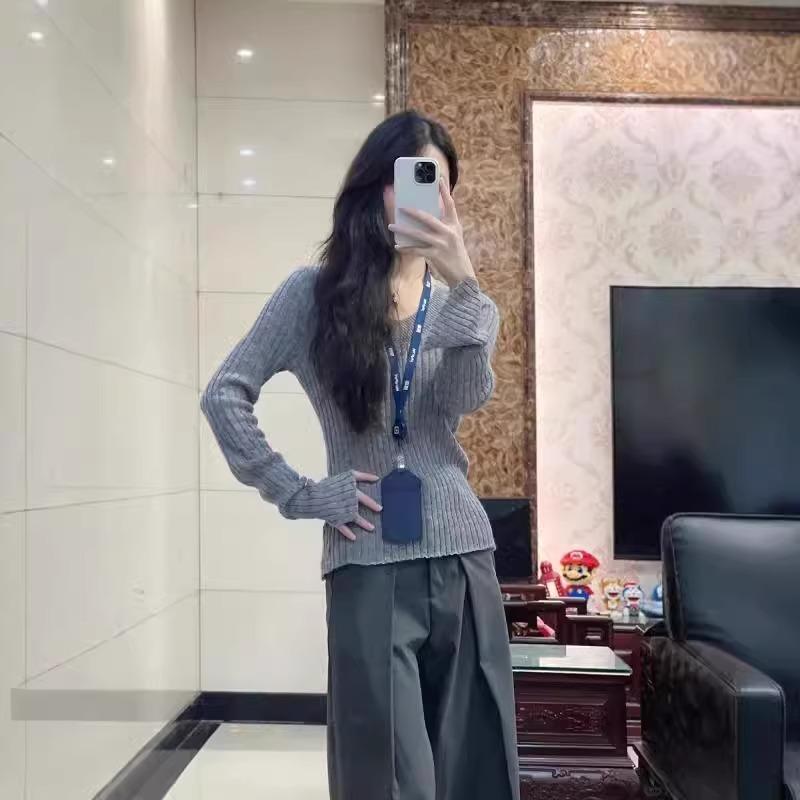 Свитер серого цвета облегающего кроя, вязаный свитер в ленивом стиле, тонкий, для весны, в пикантном стиле, с длинными рукавами, женский внутренний топ