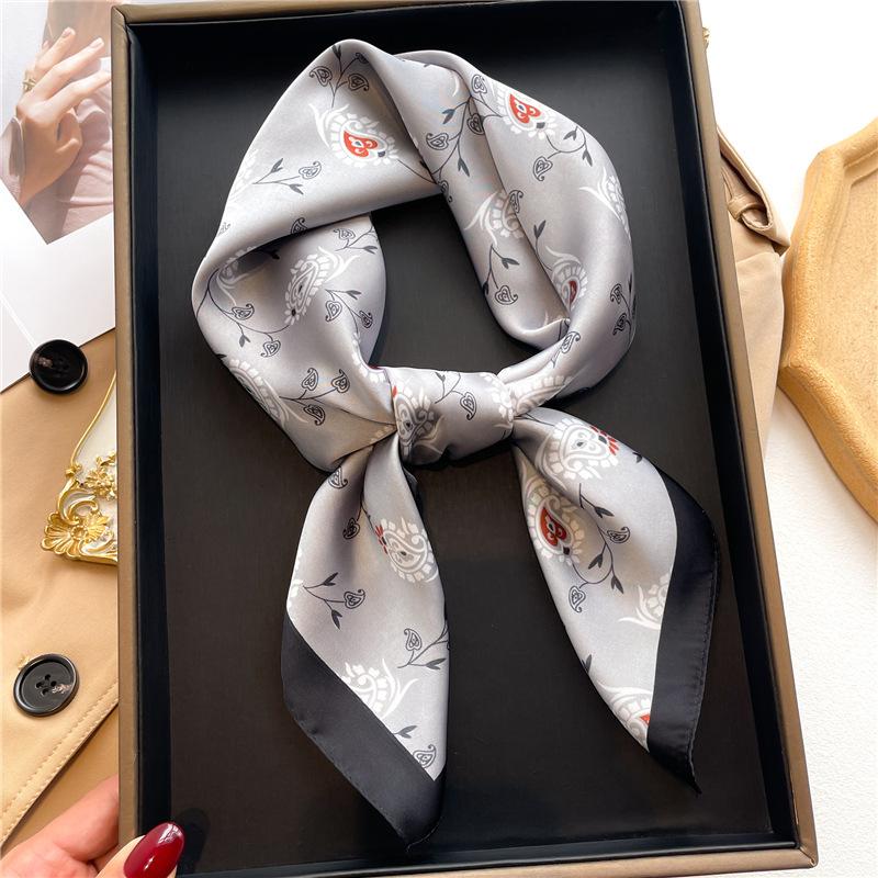 Summer 70Cm Print Square Scarf Checkered Thin Versatile Neckerchief Hair Tie Headscarf Women Wraps Hijabs Luxury Bufandas Poncho