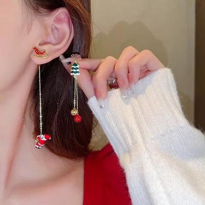 Серьги-кисточки с лазающим Санта-Клаусом для женщин, милые серьги-пусеты в виде звезды и рождественской елки, асимметричные серьги, новогодние украшения, подарок