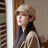 Корейская версия новой осенне-зимней шляпы для женщин, восьмиугольная шляпа с металлическими буквами M, в литературном ретро-стиле, и маленькая шляпа газетчика