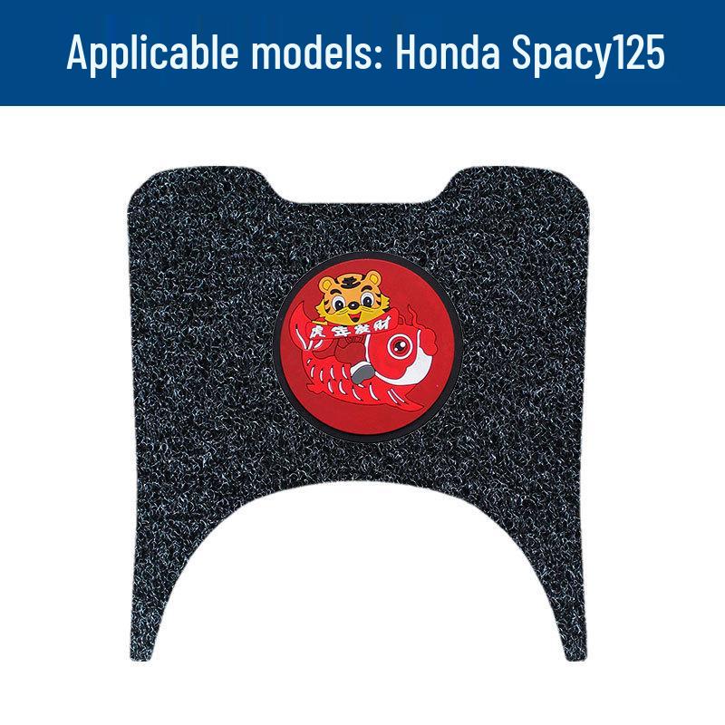 Эти шелковые коврики на педали подходят для 26 моделей Honda Spacy и являются водонепроницаемыми, устойчивыми к солнцу, пятнам и износу.. Обязательный аксессуар!