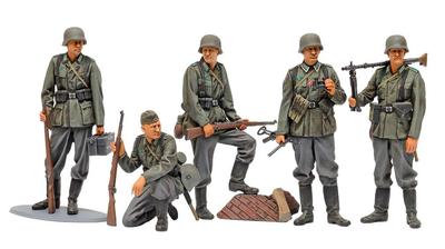 Tamiya Военно-миниатюрная серия 371 Немецкая пехота Период Пластиковый набор 35371 1/35 №. Набор, Середина войны