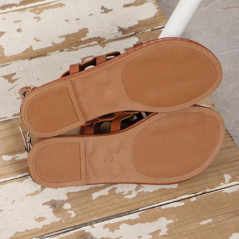 Летние новые плоские сандалии с бабочкой и отверстием для пальцев женские одно слово клип носок уличные пляжные женские классные тапочки