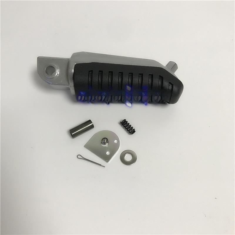 Подножки для BJ125-3ETNT135/BJ250-15/1/15E - Передние левый и правый