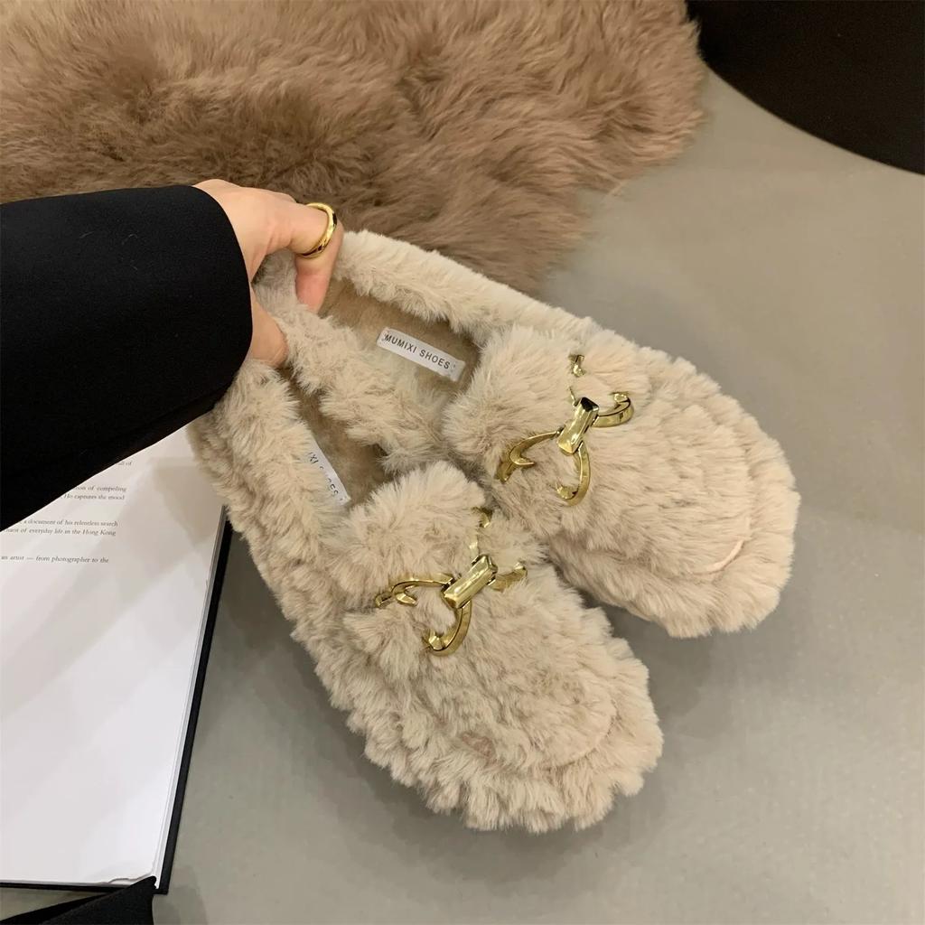 New Fashion Luxury Lambswool Women Loafers Moccasins Femme Winter Cotton Shoes Warm Plush Shoes for Women Chain Ladies Shoe