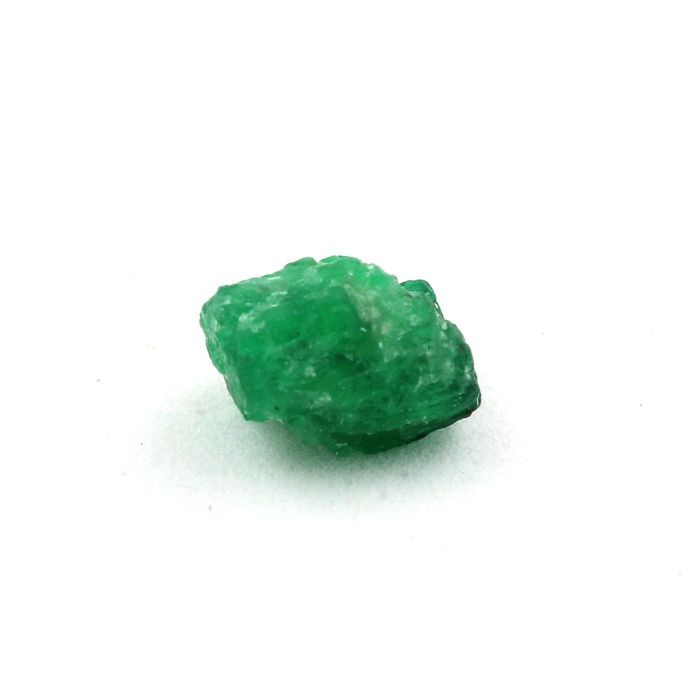 Pierres et Minéraux. Emeraude. 2.24 ct. Mingora emerald deposit, Swat District, Pakistan.