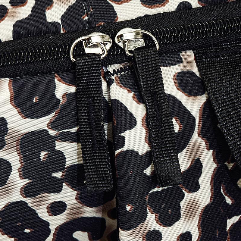 Рюкзак с леопардовым принтом, с несколькими карманами и регулируемыми лямками