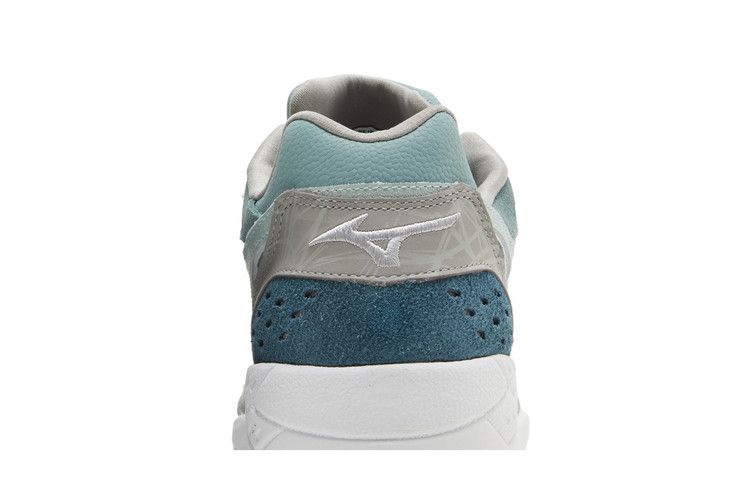 Мужские кроссовки Mizuno Contender Hanon Grampus Dolphin Серебристый/Тропер/Вечнозеленый