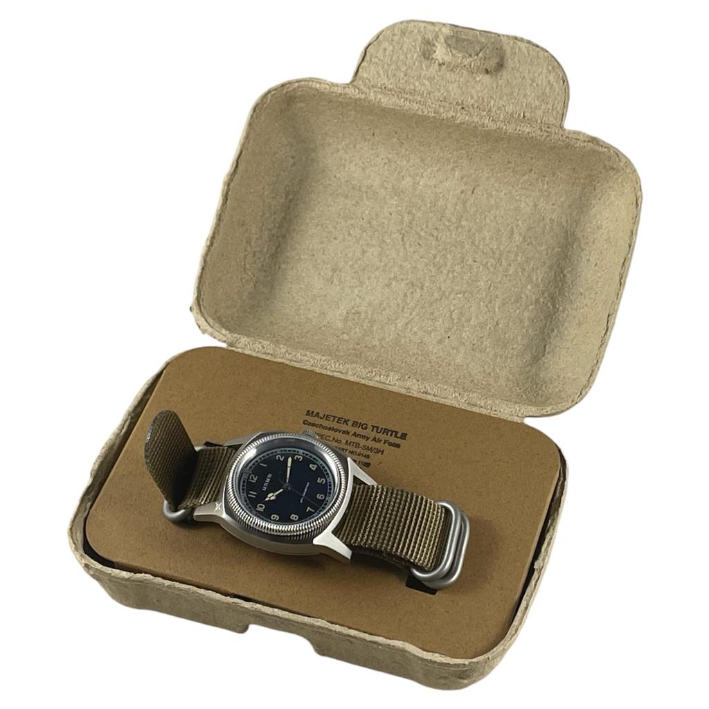 Военные часы Majetek Big Turtle 3hands Majetek Big Turtle 3hands цвет хаки нейлон ремешок NAto [MRMW] Мужские