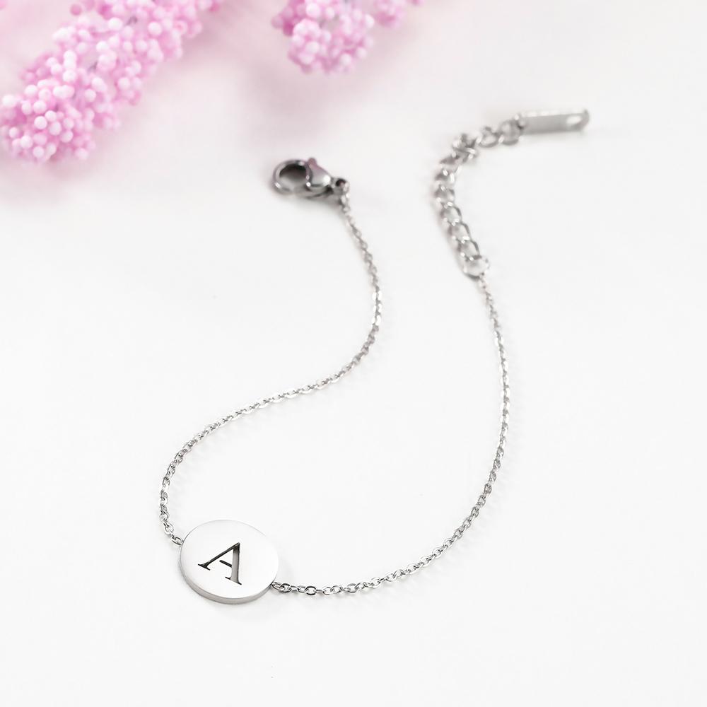 Cazador 26 Alphabet Initial Letters Bracelet Round Pendant Stainless Steel Bracelet for Women Kids Baby Gold Color Jewelry
