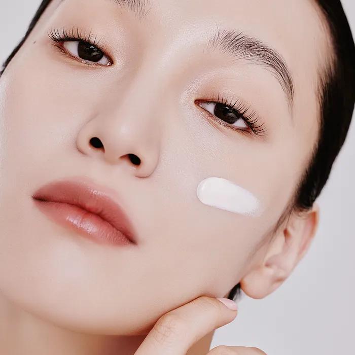 Soothing Repair Toning Sun Cream R4 40g