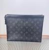 [Б/У] Louis Vuitton Pochette Voyage MM 'Черный холст Monogram Eclipse' - Очень хорошее состояние #1DX6VJ6