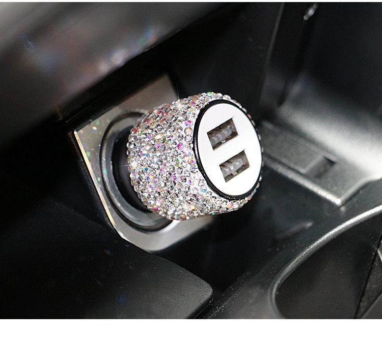 Автомобильное зарядное устройство с двумя USB-портами и алмазной инкрустацией, с интеллектуальным многофункциональным адаптером