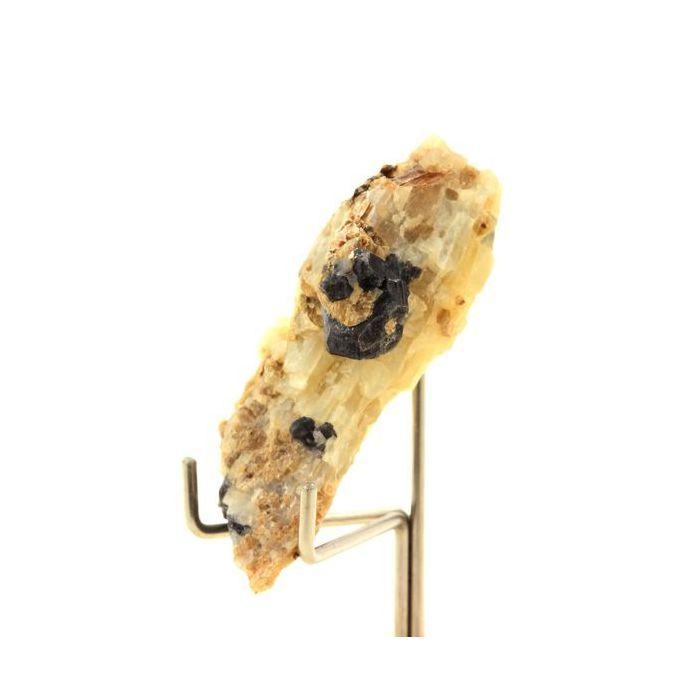 Pierres et Minéraux. Sapphirine. 88.5 ct. Morafeno, Tranomaro, Anosy, Madagascar.