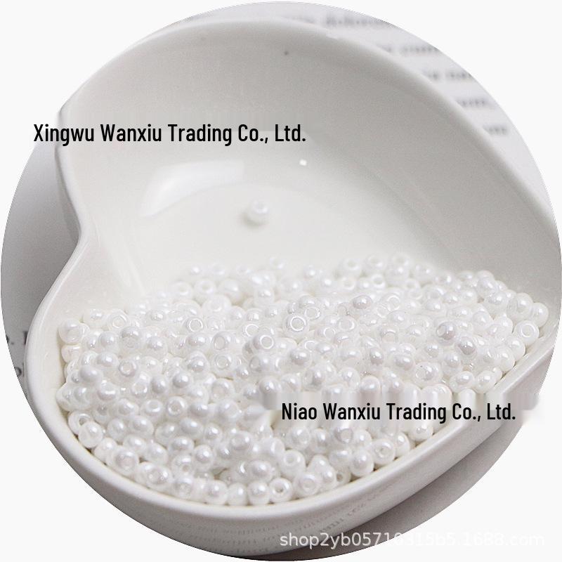 Стеклянные бусины-бисер однотонные 3 мм для изготовления украшений ручной работы и DIY-поделок