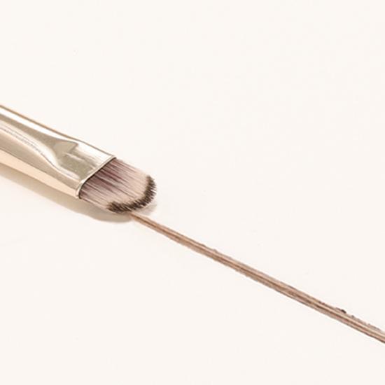 Кисть для теней для век Tool Lab 206 Classic Eyeliner