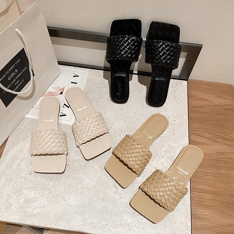 Мода 2025 Роскошные вязаные кожаные туфли Femme Летние тапочки Плетеные плоские сандалии Mujer С открытым носком Шлепанцы Сабо Женские шлепанцы