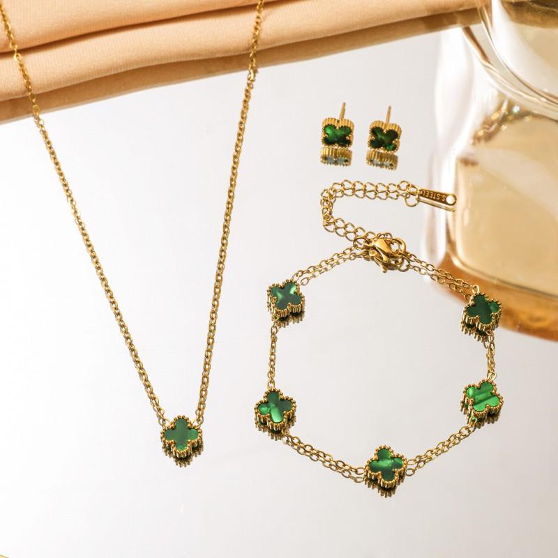 Stainless Steel Gold-Plated Clover Necklace Set Women Gradient Color Pendant DelicateChain Earrings Fresh Sweet Style