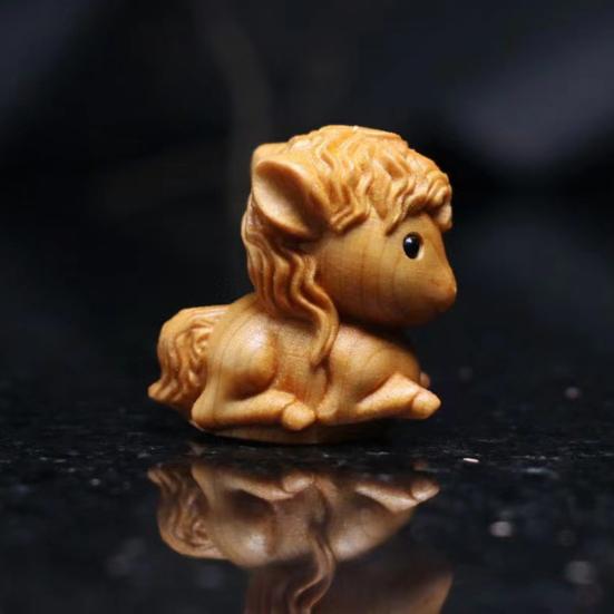 Деревянная миниатюрная декоративная фигурка скульптуры лошади из натурального дерева с гладкой поверхностью, статуэтка животного, декор для дома, книжная полка, гостиная