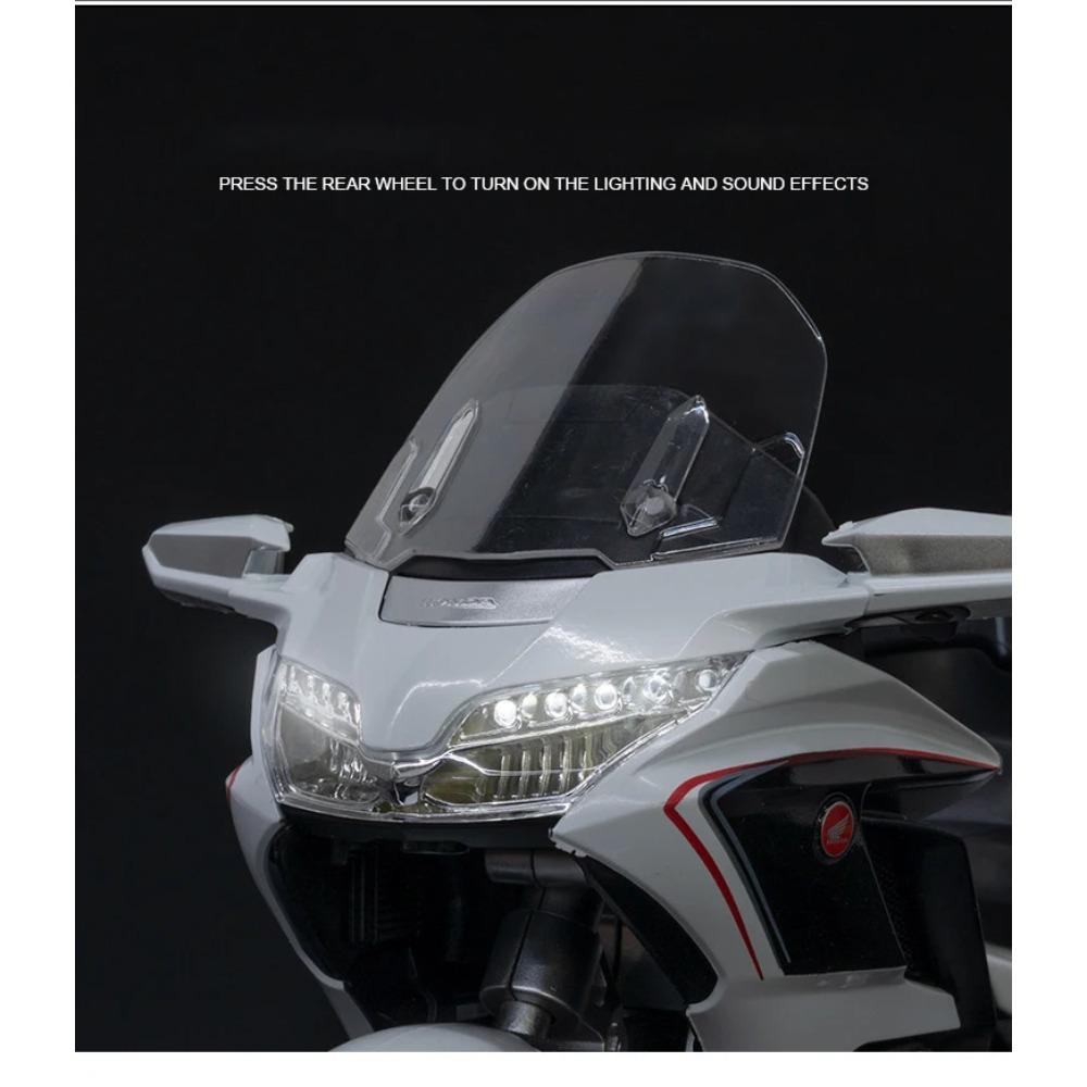 1/11 Honda Gold Wing GL800 2021 Литой из сплава Модель мотоцикла Коллекция транспортных средств Звук и свет Внедорожник Автоцикл Игрушки Автомобиль