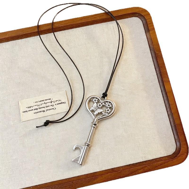 Корейское длинное ожерелье с кулоном в виде сердца и ключа: 2026 Модная универсальная цепочка-подвеска для свитера для женщин