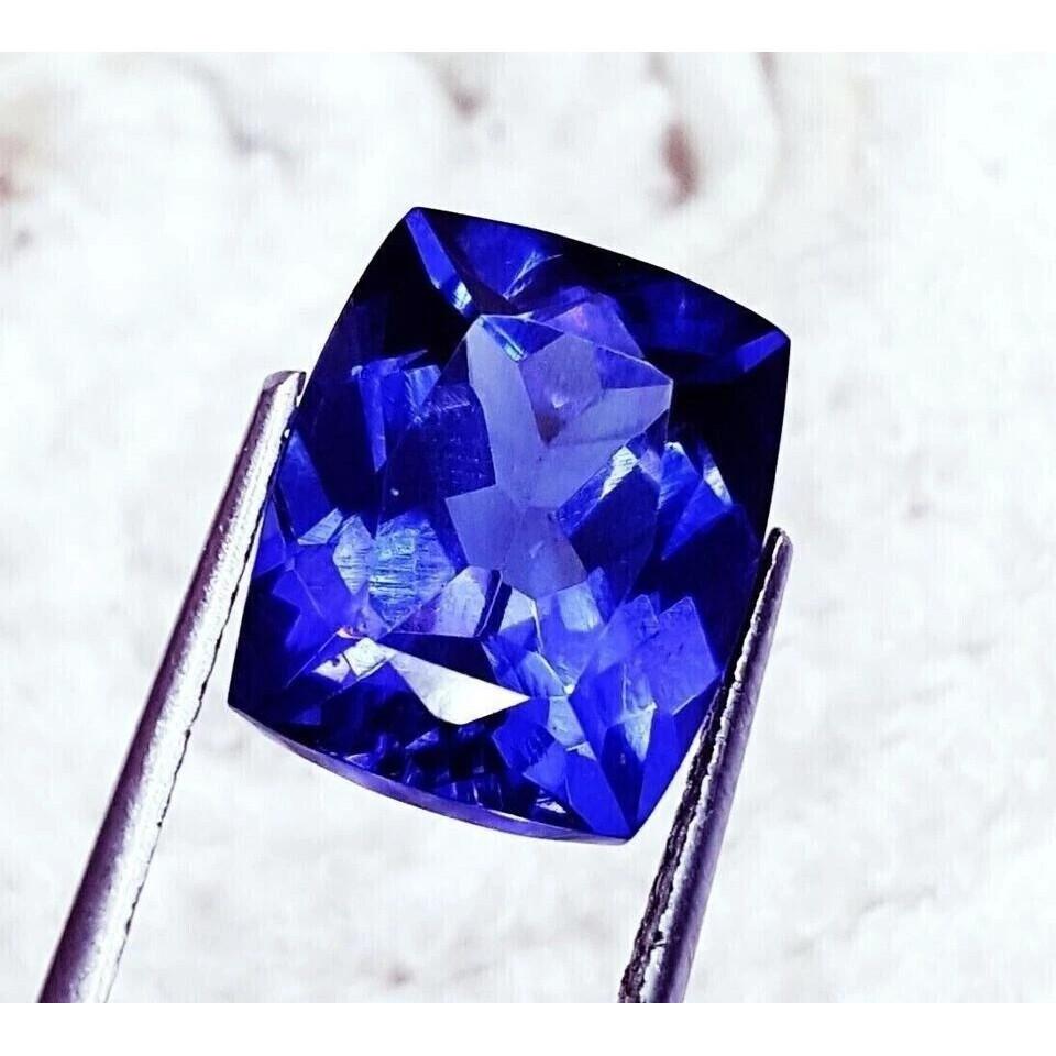 Cushion Cut Natural Blue Tanzanite 20-21 Ct Excellent Certified Loose Gemstone