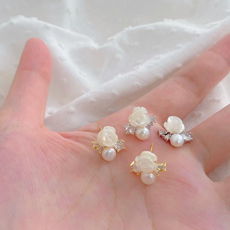 Camellia Pearl Earrings Natural Temperament Girl Fashion Niche Literary Style Earrings