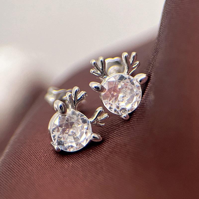 Luxury simple Christmas style stud earrings female, three-claw inlaid zircon earrings, cute antlers elk jewelry