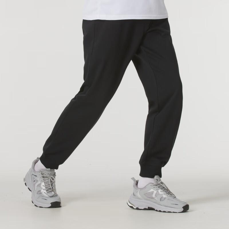 Skechers Sport Life SS24 Универсальные Модные Повседневные Брюки с Буквами Мужские Брюки Угольно-Черные L324M027-0018